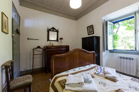 Historic House near the Historic Village of Óbidos