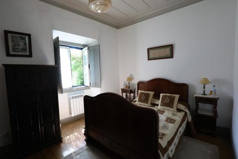 Historic House near the Historic Village of Óbidos