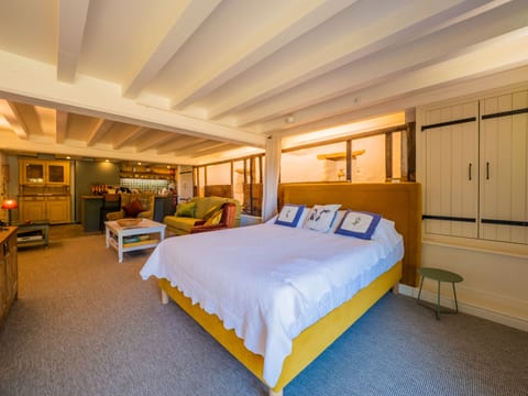 Carmagnac – Luxury Adults-Only Retreat