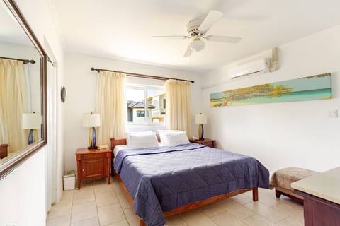 Noord 2BR/2BA Near Palm Beach