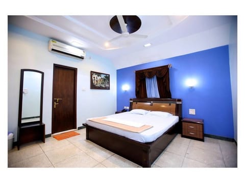 test caption 2 - b2