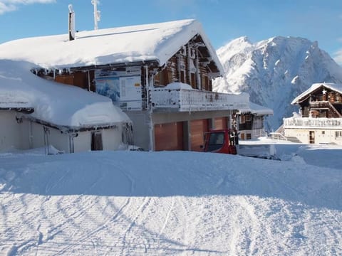 Chalet Skilift Appartement/Fewo, Dusche, WC 5-Bettwohnung