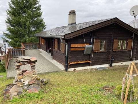 Chalet Glimuschir Appartement/Fewo, Dusche, WC Appartement/Fewo, Dusche, WC
