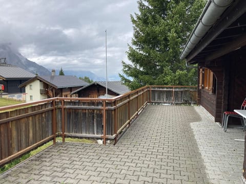 Chalet Glimuschir Appartement/Fewo, Dusche, WC Appartement/Fewo, Dusche, WC