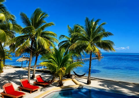 CASA REDONDA Belize - Luxury Beachfront Villa