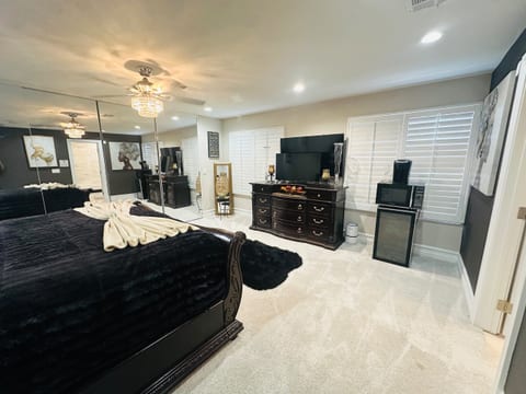 Premium Private Room | Home Away From Home