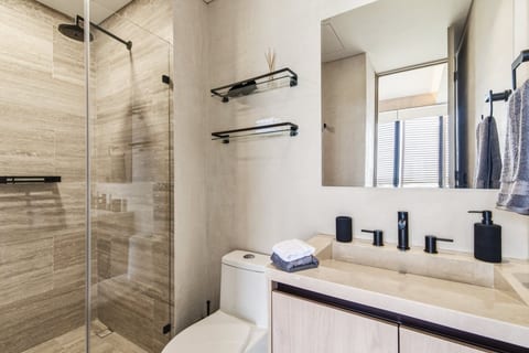 Luxurious Full Bath with Rain Shower