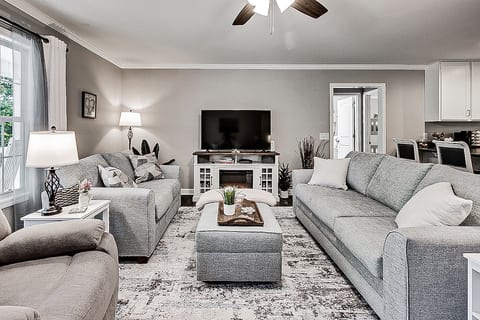 Uwharrie Creekside Escape
