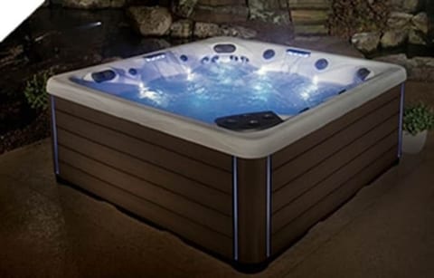 XLarge Home Sport Pool Jacuzzi Beach Guitar Hotel image 2