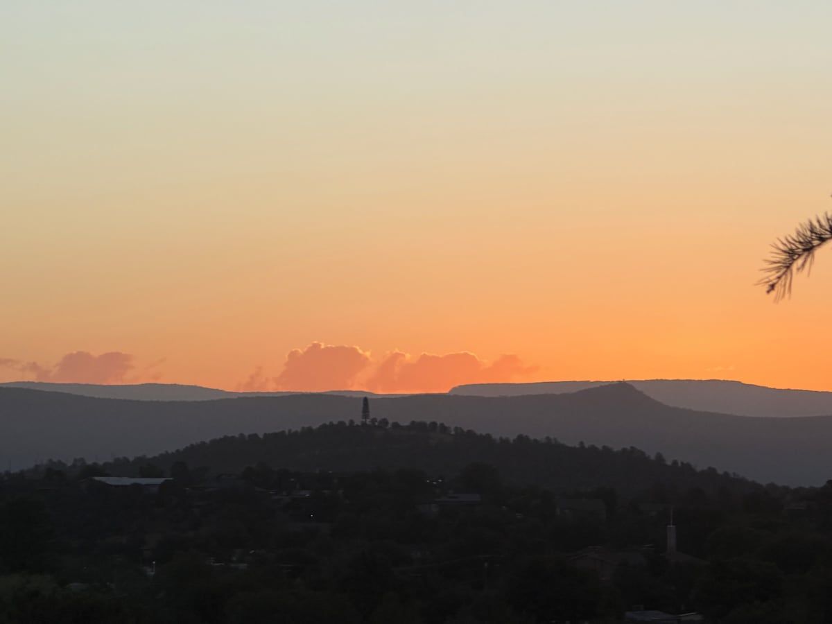 Beautiful views from 3 bedroom, two bath rental in South Payson