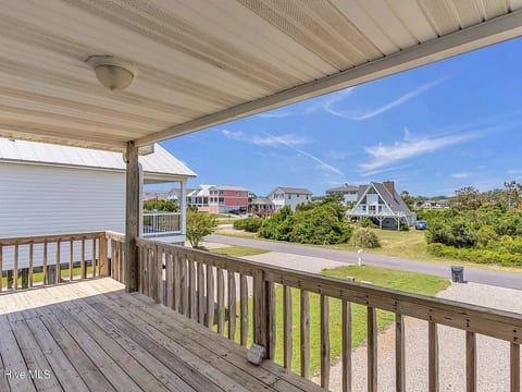West end, great views, steps to beach, new rental!