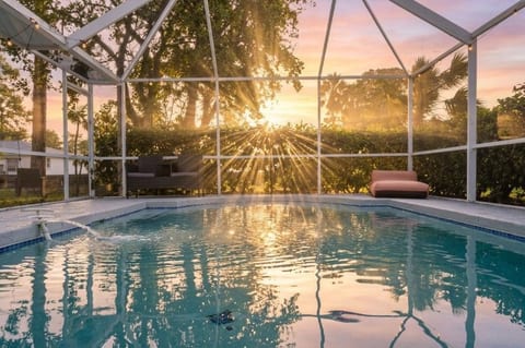 Heated Pool No Extra Fee ! firepit| Game Room