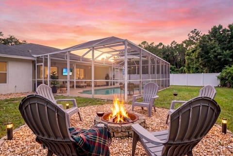 Saltwater Pool Solar Heated | NO EXTRA FEE | Fence