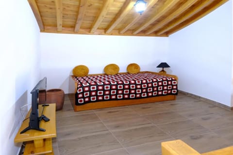 Panoramic House