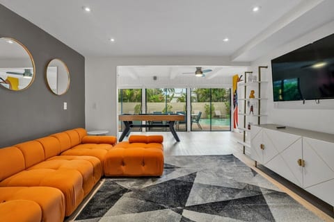 The Playful Oasis •Fort Lauderdale Pool/Beach Home image 3
