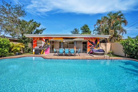 The Playful Oasis •Fort Lauderdale Pool/Beach Home image 1