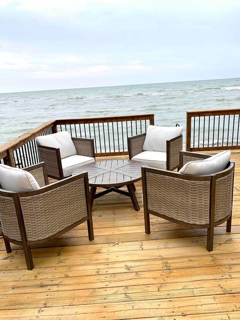 Outdoor conversation area.
Relaxing setting and great view!
A propane fire table is available for those chilly nights and ambiance!