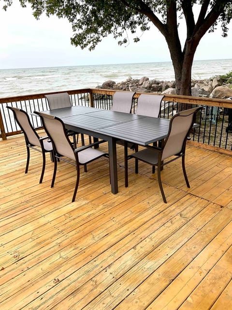 It does not get better than enjoying a great meal with an amazing lake view!