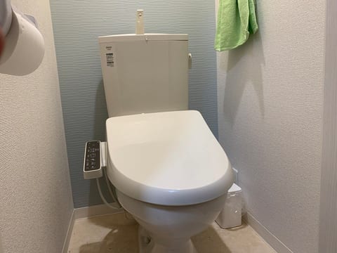 Entire house, 3 stations available, Kansai Airport direct limousine bus, fun house
