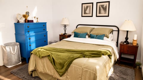 Queen Bed