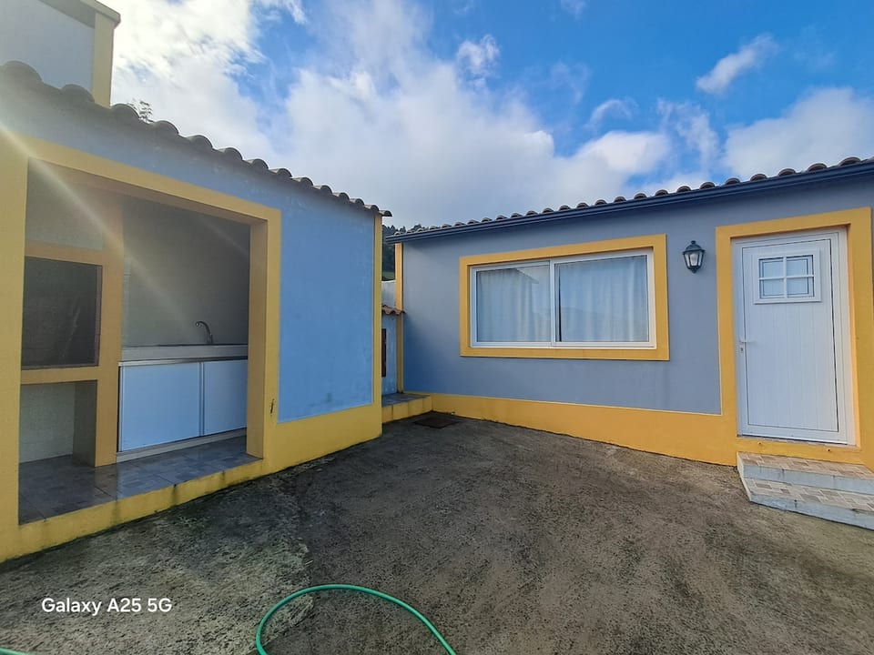 Uncle's House in the Azores - Fontinhas
