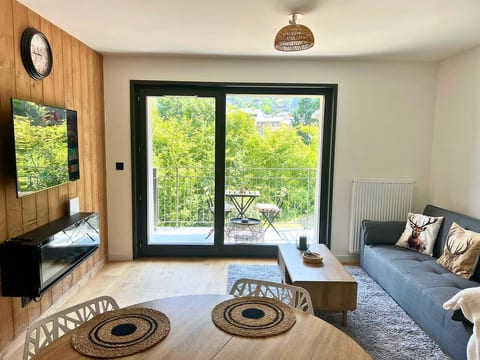 Mountain Views in 1BR Flat at St. Gervais