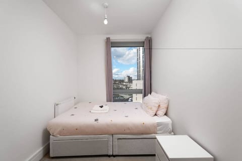 Modern 2BR Flat Near Dalston & Shoreditch