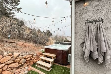 Red Rocks Retreat●Hot Tub●Mtn Views●Trails●Central