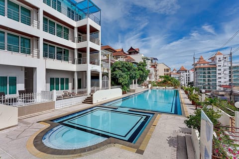 Garden View 1 Bedroom Apartment - Pratumnak Hill