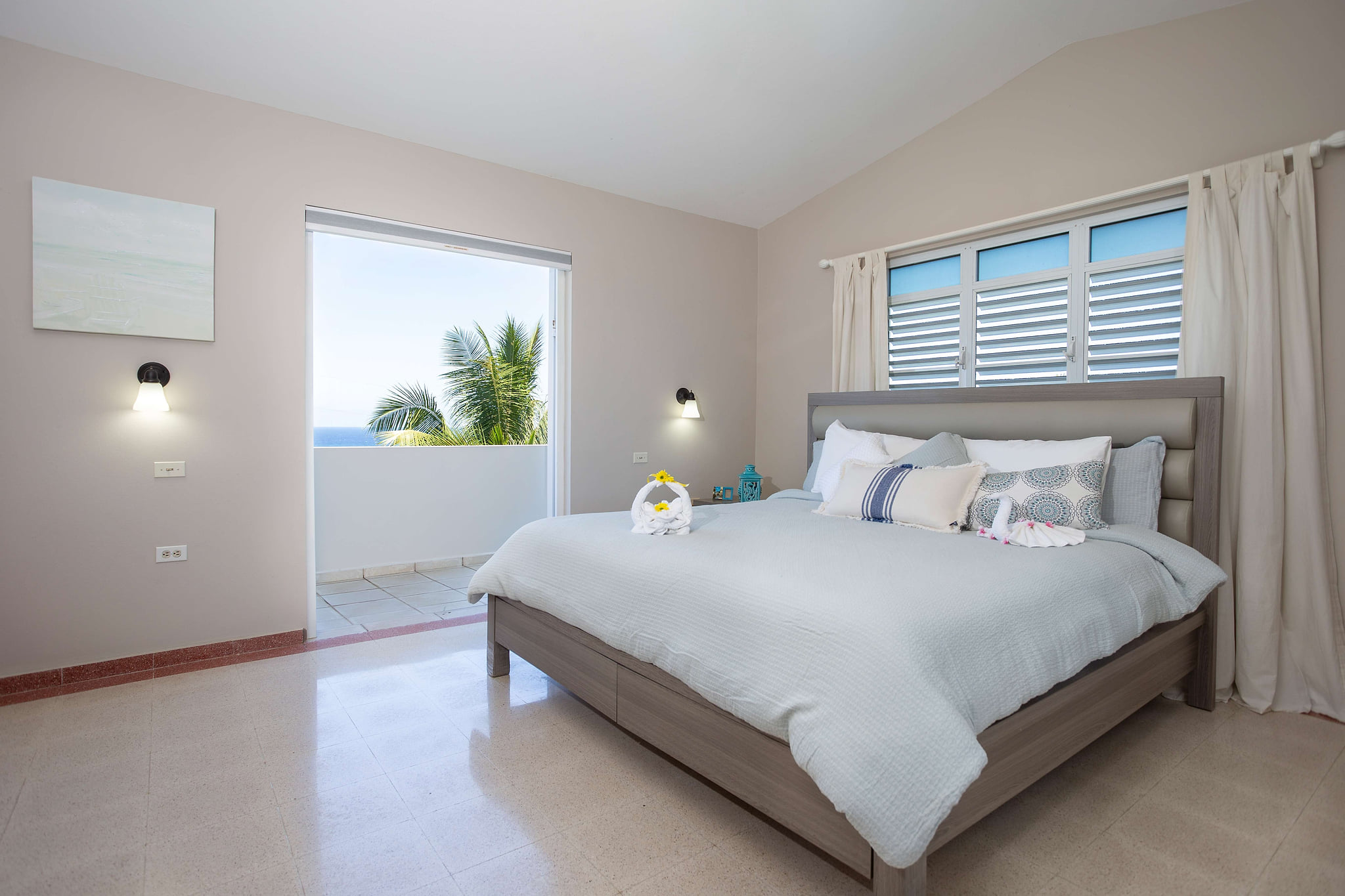 Primary Bedroom with King Bed and En-Suite bath