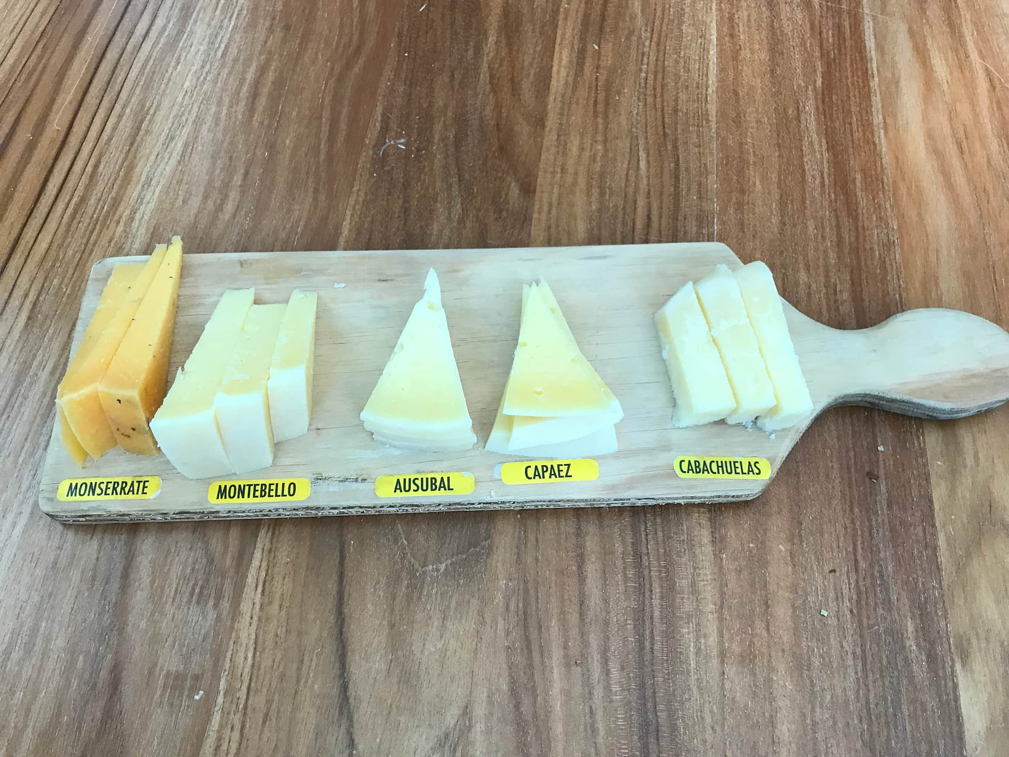You can make your own cheese at nearby Vaca Negra in Hatillo (5 mins from COB)