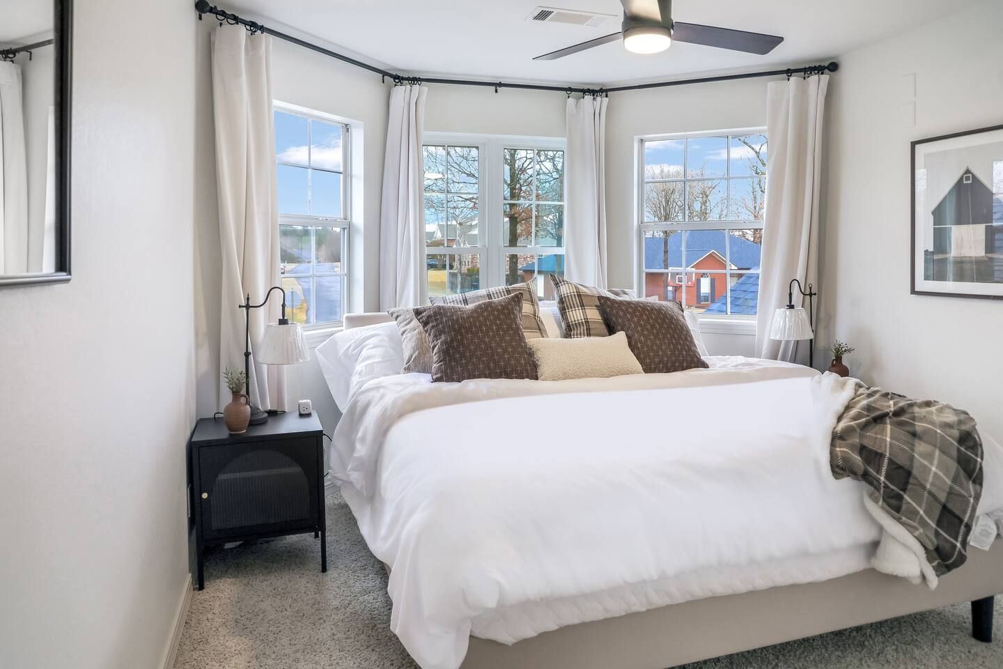 BEDROOM 3 (King bed, sleeps 2)