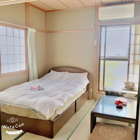 It is a fun detached house in Amagasaki, a private room, accessible from 2 stations