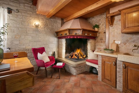 House Antonia - Unit 379053-13