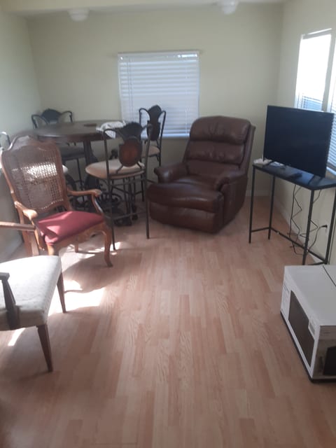 Quiet one bedroom in Bokeelia