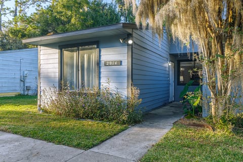 Gainesville Fur Friendly Condo