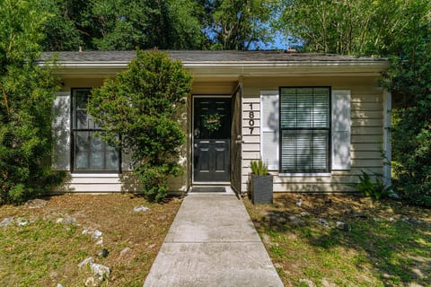Gainesville Cozy Pet friendly Near UF & Downtown