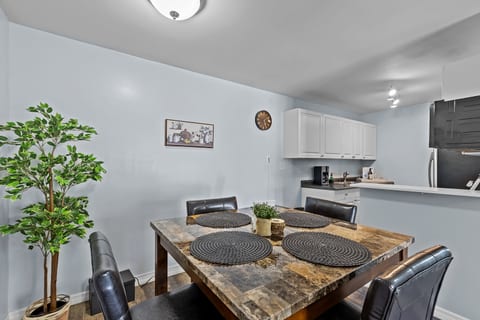 Shands Hospital Guesthouse - Free Parking