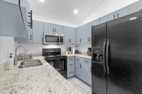 Pet-Friendly Family Home w/ Yard