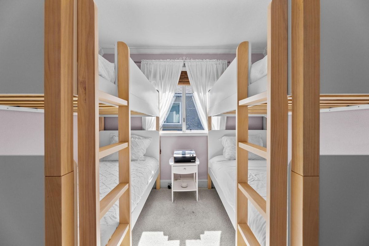 Kids' Bunk Room