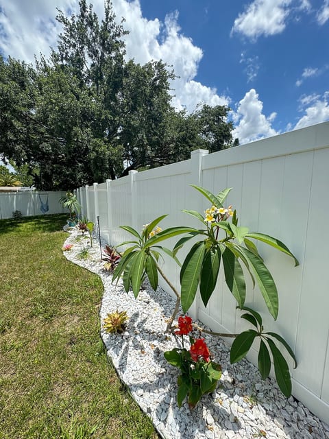 Coastal Cottage Near Beaches w/ Golf Cart Rental! image 4