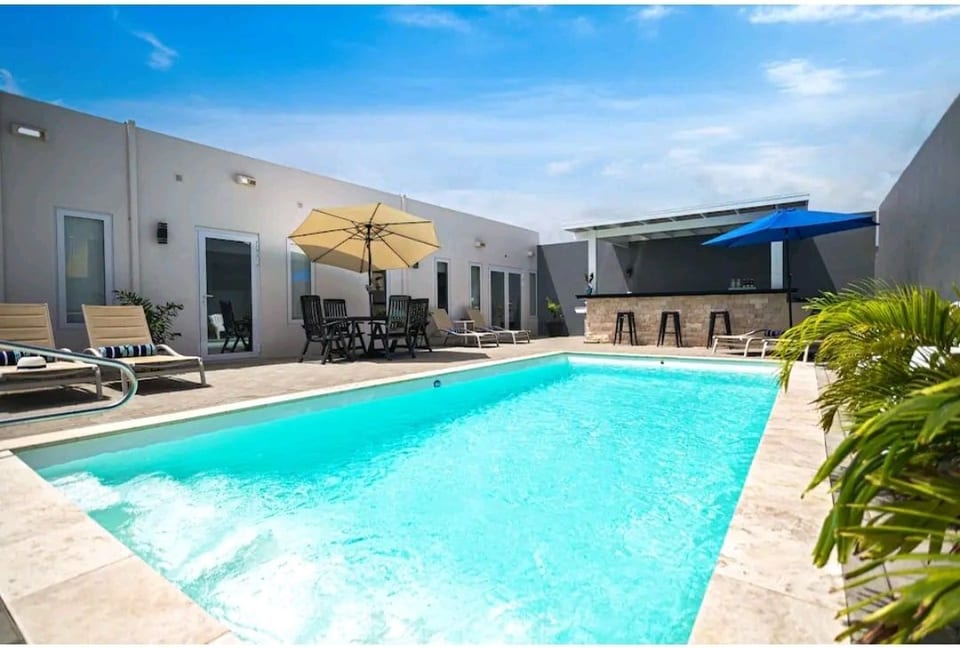Turtuga at Bida Marino Residence Aruba image 1