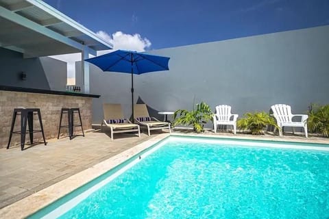 Calco- at Bida Marino Residence Aruba