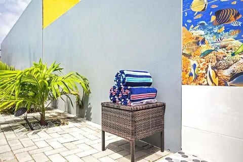 Calco- at Bida Marino Residence Aruba
