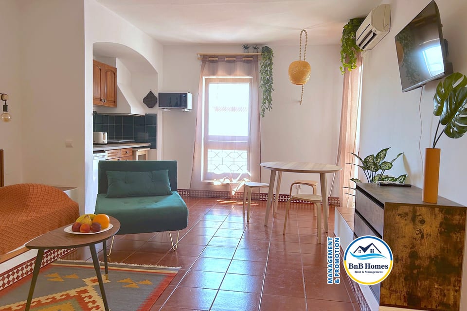 Cozy Studio with Pool - The Strip street & Beach - Albufeira