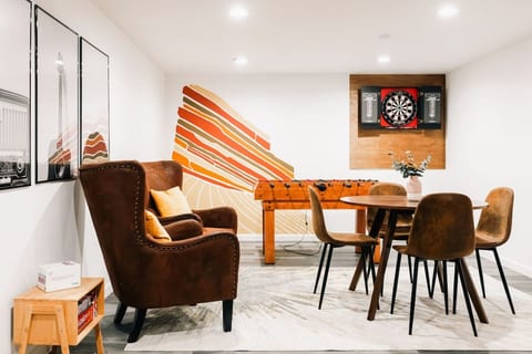 5 BR | Hot Tub•Game Room•Fire Pit•Big Backyard