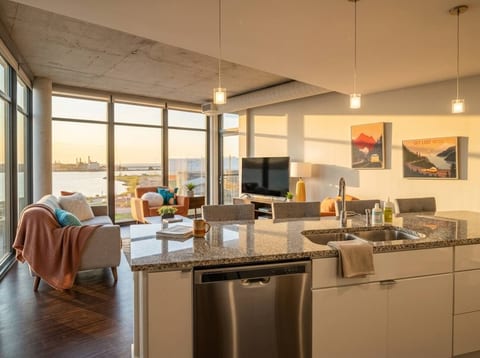 Flats DT + Balcony + Dog Park + On-site Parking