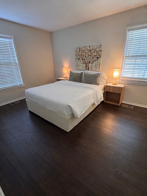 Spacious 4BR Home w/ Game Room and Backyard Oasis image 3