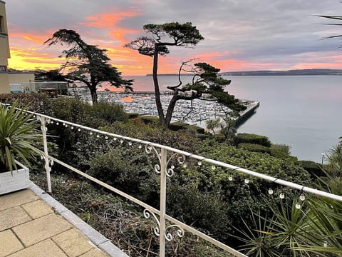 Breathtaking sunset views across the bay — nature’s nightly show right from your balcony.