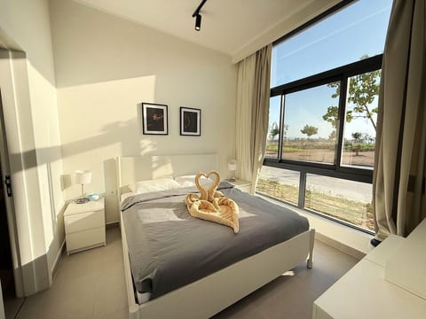 Seafront 1BR 1 Min To Jetty Lovely Reef Views image 4